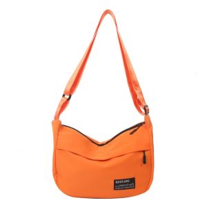 RENWAN Large Capacity Shoulder Bag Casual Trendy Commuting Bag 2024 Underarm Bag Lady