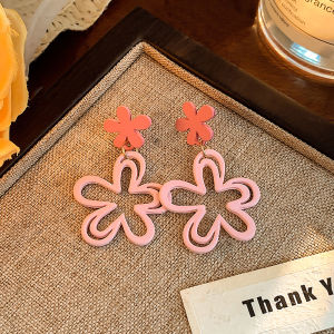 YIN WEI ต่างหูสำหรับผู้หญิงต่างหูดอกไม้ใหม่2024ต่างหูสำหรับผู้สูงอายุ