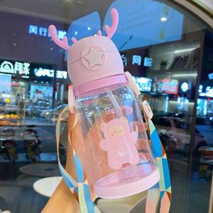 600 มิลลิลิตรเด็กถ้วยน้ำสร้างสรรค์การ์ตูนเด็กให้อาหารถ้วยด้วยหลอดรั่วซึมขวดน้ำกลางแจ้งแบบพกพาเด็กถ้วยถ้วย