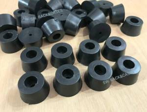 ยางฐานตู้ลำโพง (ราคาต่อแพ็คจำนวน 16 ตัว) รหัส C อุปกรณ์ตู้ลำโพง ยางอเนกประสงค์ วัสดุ PVC เกรดดี ขนาด 2.5x1.5x2.0mm แข็งแรงได้มาตรฐาน