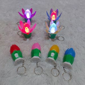 RANDOM GANTUNGAN KUNCI BUNGA TERATAI DENGAN LAMPU LED BISA DIBUKA TUTUP/ SOUVENIR UNIK BENTUK TERATAI