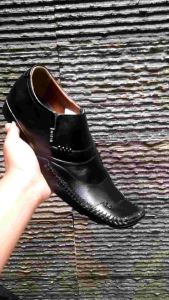 SEPATU KULIT PORMAL PANTOFEL KANTOR SANTAI KERJA RESMI KONDANGAN PRIA