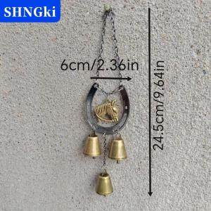 SHNGki Một mặt dây chuyền móng ngựa may mắn chuông gió tình yêu bằng sắt rèn với dây chuyền trang trí thích hợp để trang trí tường phòng sân vườn và trang trí sân trong trang trí móng ngựa cổ điển.
