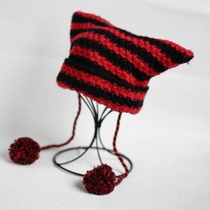 LUXELU Skullies Cap Tai Mèo dễ thương Mùa thu Mùa Đông Nhọn Áo Thun Sọc Ins Little Devil Nhật Bản Beanie Hat Dệt  Mũ Len