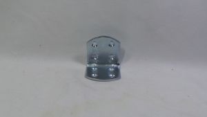 KE GÓC VUÔNG 4x4CM 8 Lỗ BẢN 4.5CM