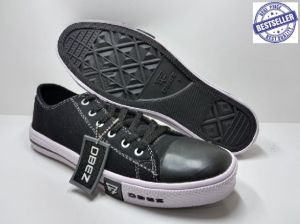 Sepatu Sneakers Klasik Pria DBEZ: Desain Elegan & Berkualitas