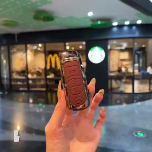 Hợp Kim Kẽm Da Bò Chính Hãng Phong Cách Thời Trang Thông Minh Chìa Khóa Xe Từ Xa Fob Vỏ Bao Đựng Dây Xích Nút Bảo Vệ Móc Khóa Cho Xe Mazda 2 Demio 3 6 CX3 CX5 CX7 CX8 CX9 MX5