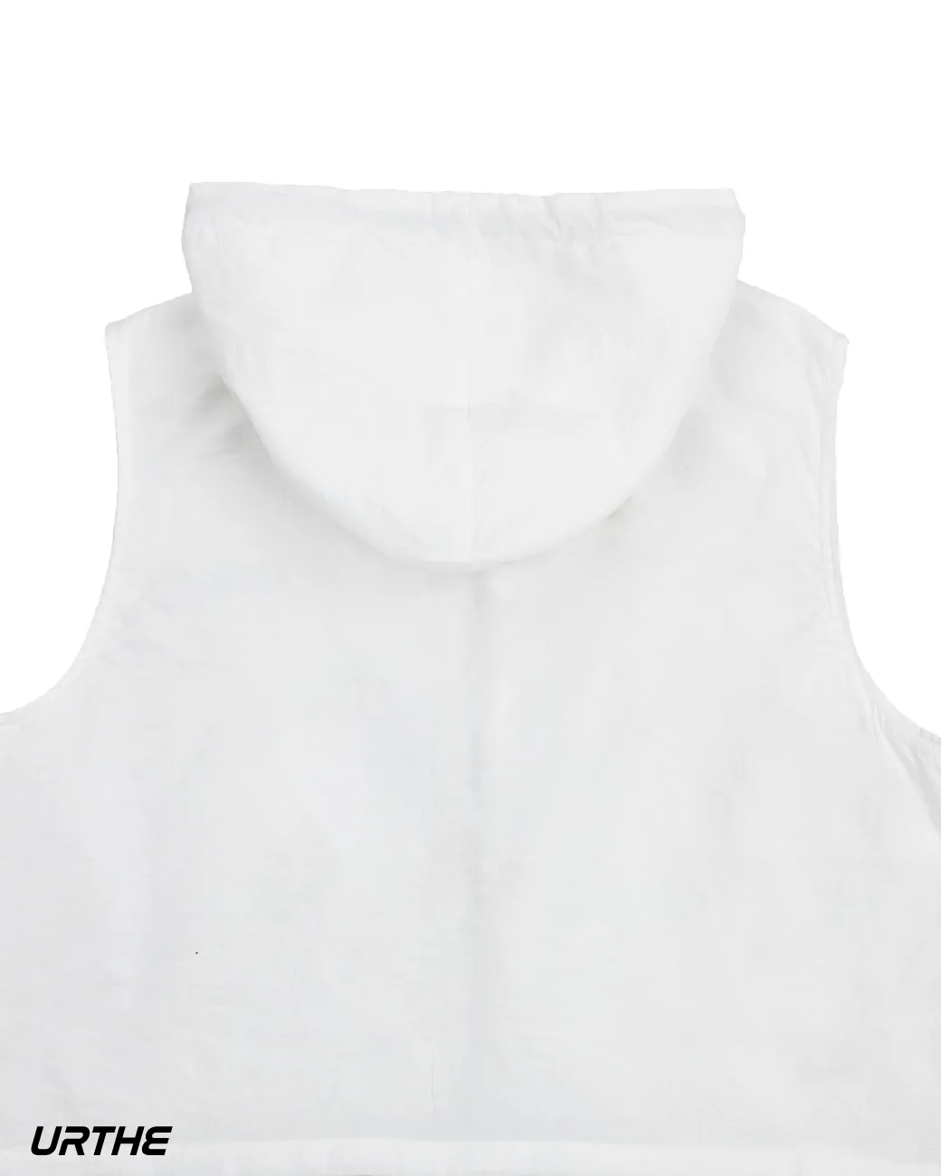 URTHE - เสื้อฮู้ดครอป เเขนกุด รุ่น SLVL HOODIE CROP สีขาว สีดำ