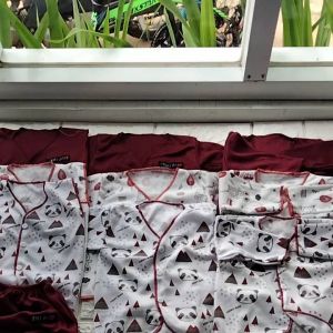 Paket Pakaian Bayi Isi 18 Pcs Seri Maroon