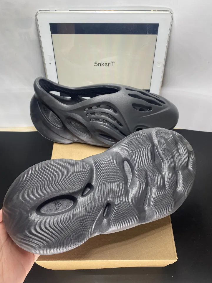 Foam cheap runner crocs