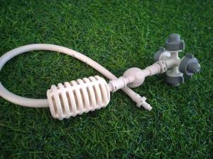 หัวสเปรย์พ่นหมอกสีขาว