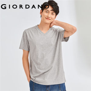 [Online Exclusive] Giordano Men Solid Color V-Neck Short Sleeve Cotton Tee