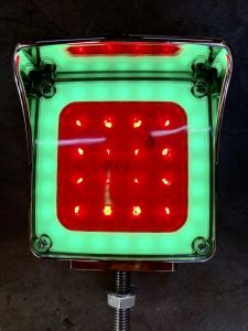 ไฟกิ๊กก๊อก หน้าเดียว ทรงเหลี่ยม 4.5 นิ้ว ไฟหลังคา ไฟติดรถ ระบบไฟ 12-24v (ราคาต่อดวง)