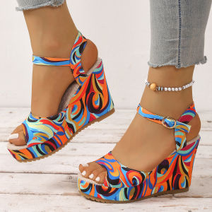 [Free Shipping] Plus-Size Colorful Platform Sandals New Spring/Summer Fashion With Buckle Straps And Wedge Heels Casual WomenS Sandals