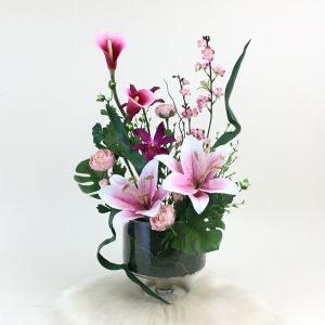 แจกันดอกไม้ปลอม ดอกไม้ปลอมเหมือนจริง ดอกไม้ตกแต่งบ้านโทนสีชมพู