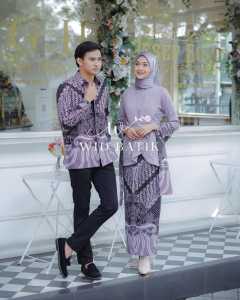 Kebaya Couple Aveena Mauve Kebaya Widbatik couple kebaya widbatik terbaru kebaya lamaran kebaya tunangan terbaru Couple Kebaya Baju Kebaya Kondangan Couple Kebaya Modern Kebaya Tunangan Lamaran Wisuda Terbaru 2022