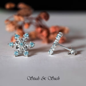 [Studs & Such] 925 Silver Glittering Snowflake Stud Earrings With Cubic Zirconia