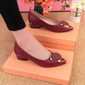 Free Shipping WomenS Soft Leather Flats New Autumn Styles Soft-Soled Shallow-Toe Pointed-Toe Work Shoes Slip-On Work Shoes Mom Shoes