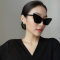 Kính mát Floralpunk Eshay Sunglasses Black - Màu Đen. 