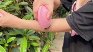 Sunscreen Applicator – Portable BPA-Free Refillable Roll-On Sponge with Replacement Heads – Smooth Mess-Free Application for Kids Adults & Families – Perfect Travel Size (Blue)