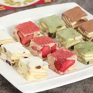 [Anmi Food] Snowflake Pastry is a purely handmade bulk-packaged internet-famous snack with nuts a healthy leisure treat Snow crisp pure handmade bulk net red snow crisp nuts healthy casual snacks