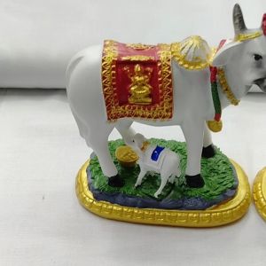 pasu with kannukutty marble statue oneset(white only)