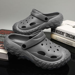 [Free Shipping] MenS Summer Outdoor Clogs Non-Slip With A Closed-Toe Design Versatile For Both Indoor And Outdoor Use Soft-Soled Beach Sandals Available In Large Sizes