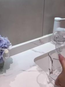 【Ship in 24H】浴室置物架  置物架  收纳盒 收納架   悬挂 吸盘废弃 洗脸巾收纳盒  廁所置物架   吸盘置物架  吸盘收纳盒   二次擦脸巾  壁挂置物架Storage rack hanging suction cup waste face towel storage bathroom toilet bathroom secondary face towel wall mounted storage rack