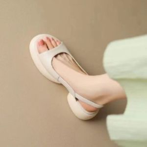 รองเท้าแตะส้น สำหรับหญิง 2025 น้ำหนักเบา สวมใส่สบาย ดีไซน์ระบายอากาศ