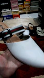 SANDAL FLAT BUSTONG MODEL TERBARU KEKINIAN BESTSELLER berbahan  KULIT  PREMIUM