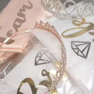 Tiệc độc thân Sash vương miện thiết lập cô dâu được tiệc độc thân tiệc chia tay độc thân của cô dâu vương miện tiệc độc thân đính hôn