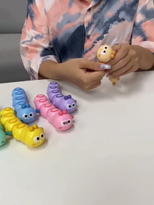 Windup Caterpillars Baby Crawl Learning Toy Spring Crawling Toy for Toddler Learning Education Parent Kids Activity