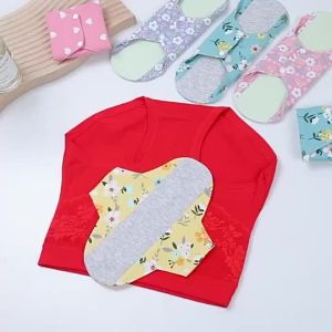 现货热销【咳嗽漏尿】中老年加长水洗纯棉护垫防防漏尿垫石墨烯抑菌内裤垫Cough and urine leakage: middle-aged and elderly people wash pure cotton with extended water低价抢购