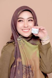 skincare viral ditiktok Reglow  glowing skin treatment aman BPOM