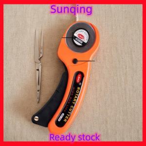 SQ Stationery [Flash Sale] ชุดมีดตัดผ้าลูกกลิ้ง1ชุดมีดตัดผ้ามีดลูกกลิ้งมีดตัดผ้า45มม.