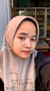 CUSHION SR12: Bedak Cair Premium & Perfect Reffill Cushion