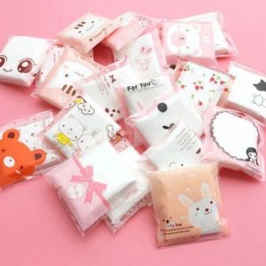 Hadiah Gratis !!  Kapas Pembersih Untuk Toner & Pembersih Make Up Isi 25 Lembar | Kapas Wajah Tipis Pembersih Make Up Kemasan Travel Size