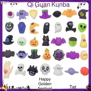 Halloween Squishy Toy Stress Relief Fidget Squeeze Toy Cute Pumpkin Head Spider Cartoon Mochi Halloween Decorations Party Favors Goodie Bag Fillers Desk Decor Gift