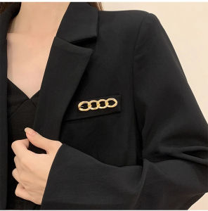 [Stylish and Versatile] Multi-functional adjustable buckle Easily adjust the waist size of your pants