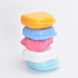 กล่องใส่รีเทนเนอร์พกพา กล่องใส่รีเทนเนอร์สีสดใส มีรูระบายอากาศ พลาสติกแบบหนา กล่องรีเทนเนอร์ Silicone Braces Box