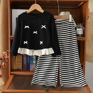 Gấu lãnh đạo mùa thu thời trang mới dài tay quần áo cho bé gái nơ cài màu đen may ren Top + quần in sọc hai bộ chi tiết