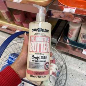 ◈Stock UK Soap Glory Butter Body Milk Moisturizing Cream 500mL Moisturizing Perfume Flavor☃
