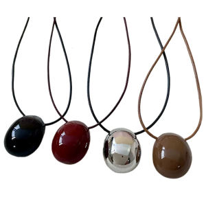 Unique Charm Necklace Fashionable Oval Pendant Necklace with Adjustable Cord Neck for Stylish Girl Accessories