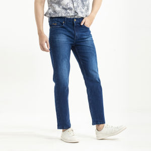 Quần jeans nam Aristino AJN02401dáng regulaer fit chất liệu cotton co giãn nhẹ trơn