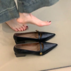 Vintage Shallow Mouth High Heels for Women Camellia One-strap Chunky Heels Pointed Toe Elegant Mary Jane Shoes