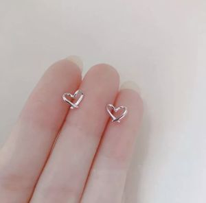(พร้อมส่ง)mornyk.earring - ต่างหูเงินแท้S925 ต่างหูรูปหัวใจ ต่างหูมินิมอล