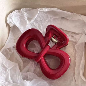 Klip Rambut Korea Hair Clip  Shark Rambut Korea Hair Clips Hair Pin accessories Claw 大夹子夹头发韩式夹发鲨鱼夹