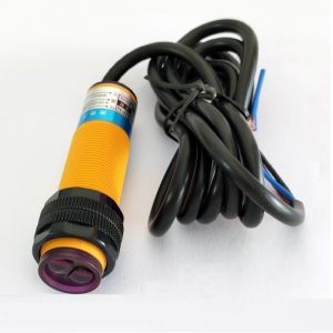 Cảm biến quang cảm biến vật cản NPN E3F-DS30C4 PNP E3F-DS30P1. Cảm biến tiệm cận cảm biến hồng ngoại