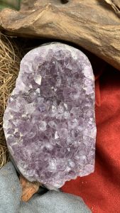 Hốc đá thạch anh tím Amethyst tự nhiên năng lượng vũ trụ 517