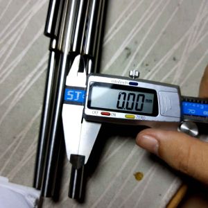 ท่อสแตนเลส 304 ไม่มีตะเข็บ ไร้รอยต่อ เงาทั้งภายนอกและใน รู 5.9 มิล หนา 1.55 โตนอก 9 มิล เลือกความยาวที่ตัวเลือกสินค้า ท่อไม่มีรอยต่อ